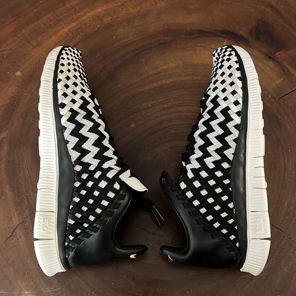 Nike Free Inneva Woven ( Black & White) - Picture 5 of 11